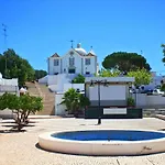 Bela Vivenda-pretty Family With Pool & Golf