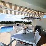Bela Vivenda-pretty Family With Pool & Golf
